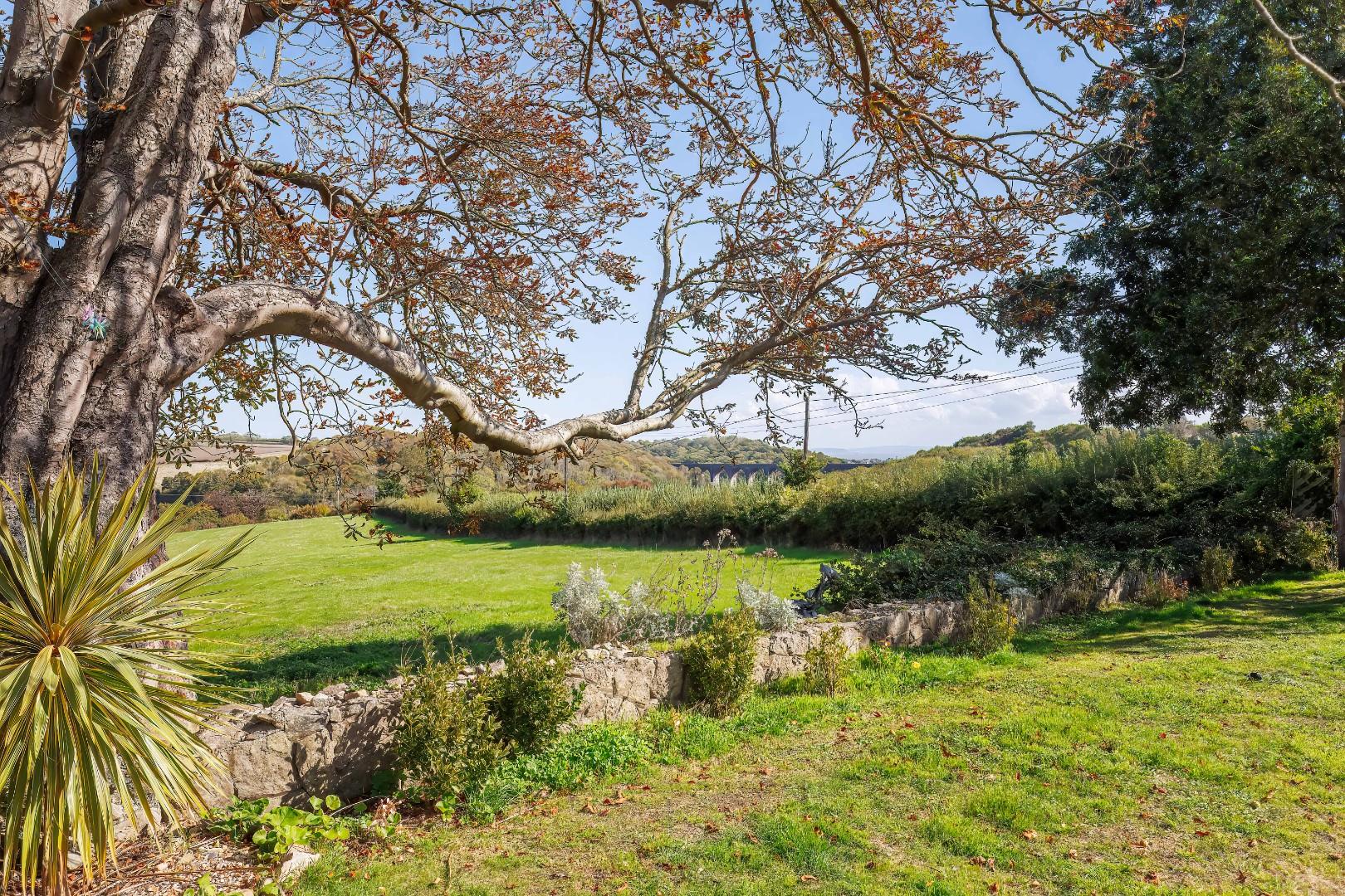 Upper Porthkerry Farm, Porthkerry Road, Rhoose, CF62 3BX